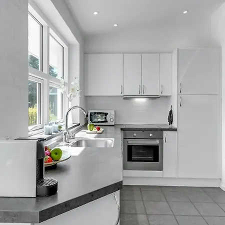 بيت للعطل Gorgeous In With Kitchen *